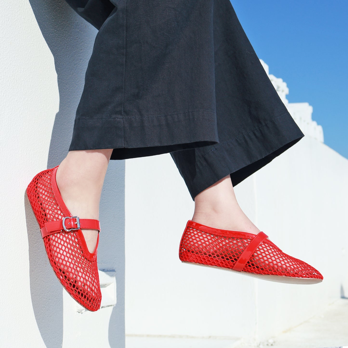 Women Mesh Flats Buckle Strap Round Toe Comfy Causal Ballet Flats Fashion Mary Jane Fishnet Ballerina Flat Shoes