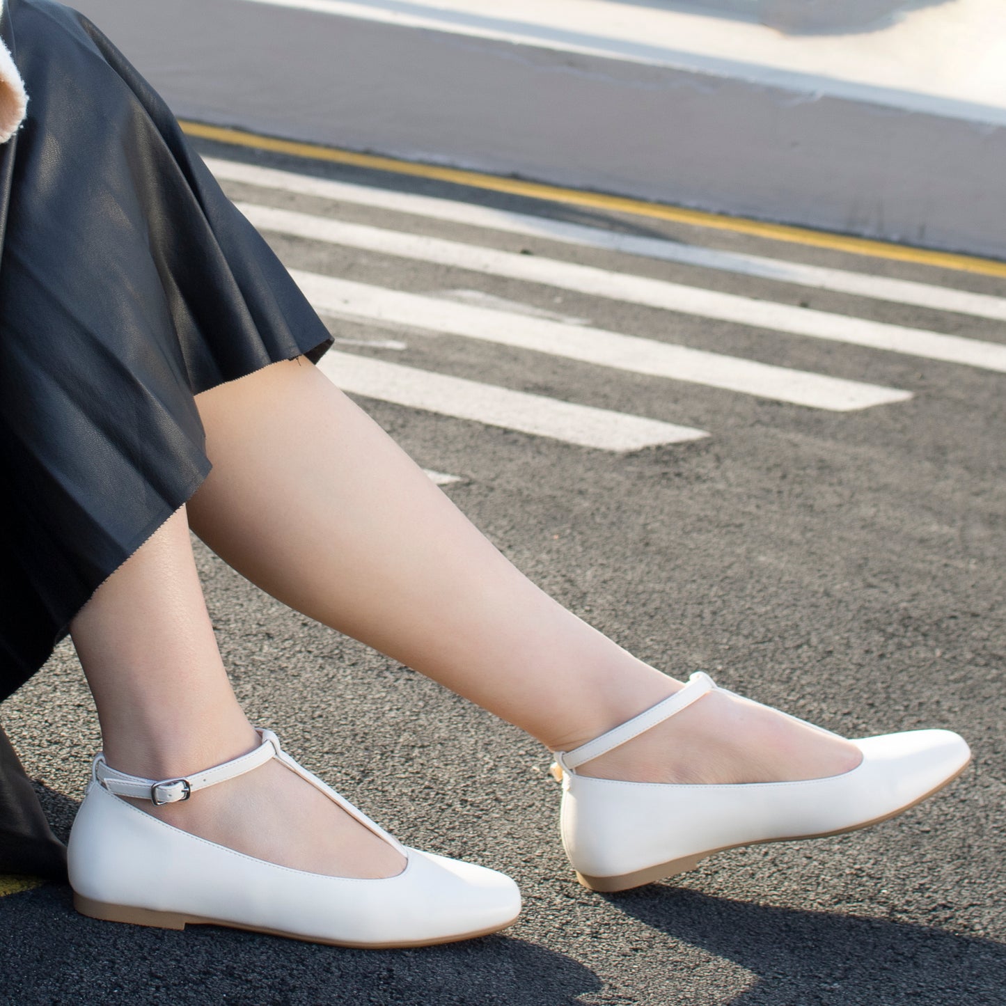 Mary Jane Flats Women Adjustable T Strap Square Toe Ballet Flats Ankle Strap Dress Comfortable Flats for Work,Date Nights Party,Office,Wedding